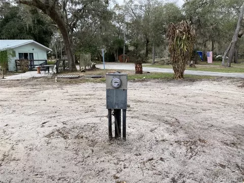 4748 E Lakeview Pl, Hernando, FL 34442 photo 18