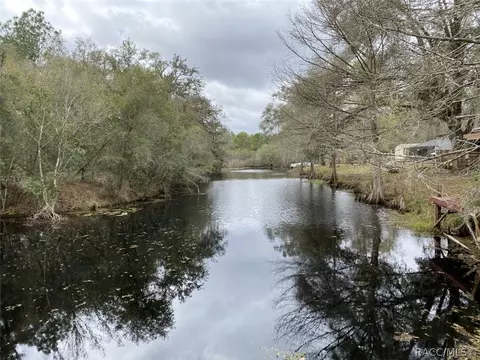 4748 E Lakeview Pl, Hernando, FL 34442 photo 4
