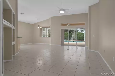 877 W Skyview Crossing Dr, Hernando, FL 34442 photo 9