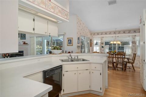 160 W Liberty St, Hernando, FL 34442 photo 9