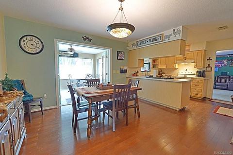 329 E Lancaster St, Lecanto, FL 34461 photo 10