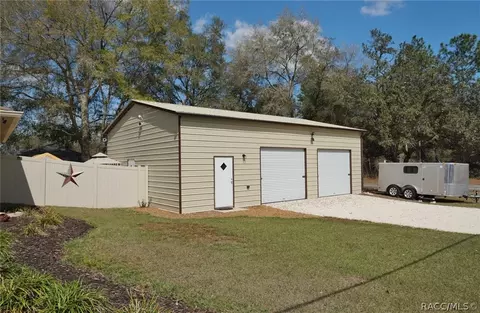 961 E Bismark St, Hernando, FL 34442 photo 3