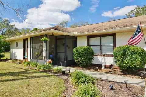 961 E Bismark St, Hernando, FL 34442 photo 4