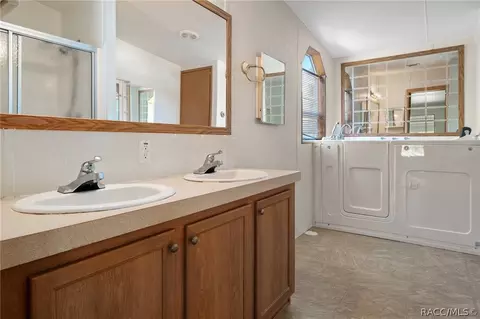 4045 N Bluewater Dr, Hernando, FL 34442 photo 16