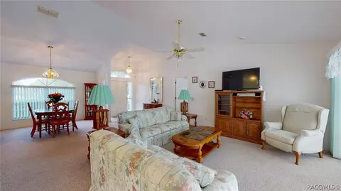 920 E Hartford St, Hernando, FL 34442 photo 4