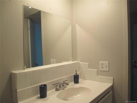 2962 E Spur Ln, Hernando, FL 34442 photo 13