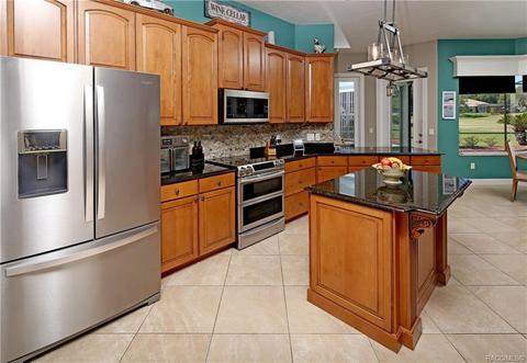 820 E Hartford St, Hernando, FL 34442 photo 8