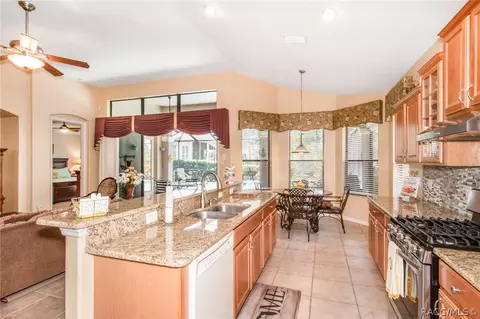 974 W Silver Meadow Loop, Hernando, FL 34442 photo 14