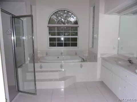 335 W Keller St, Hernando, FL 34442 photo 3