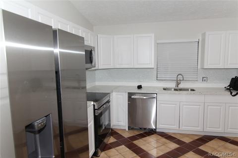 99 E Dakota Ct, Hernando, FL 34442 photo 13