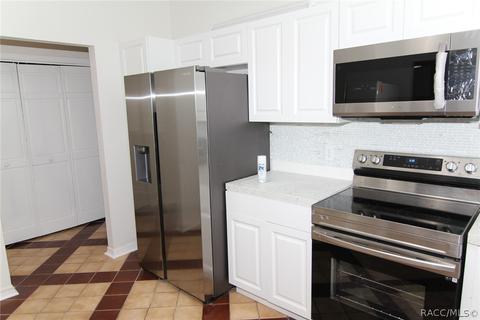 99 E Dakota Ct, Hernando, FL 34442 photo 11
