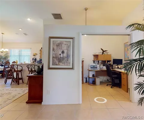 2160 N Lakecrest Loop, Hernando, FL 34442 photo 5
