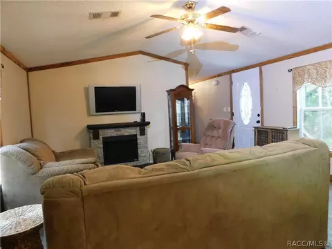 15271 W Rooster Crows Rd, Inglis, FL 34449 photo 4