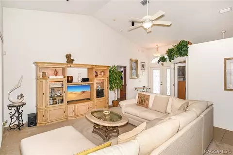 117 E Falconry Ct, Hernando, FL 34442 photo 10
