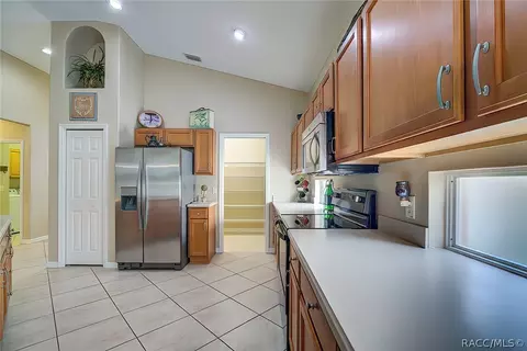 565 W Doerr Path, Hernando, FL 34442 photo 12