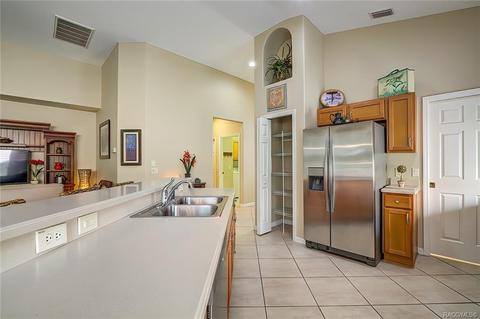 565 W Doerr Path, Hernando, FL 34442 photo 11