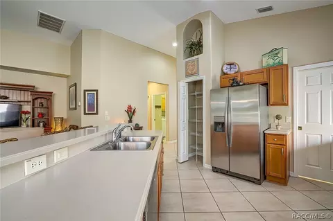 565 W Doerr Path, Hernando, FL 34442 photo 11
