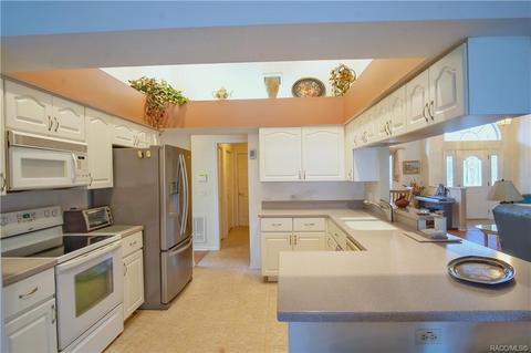 554 E Keller Ct, Hernando, FL 34442 photo 10