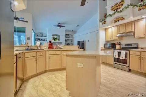 136 N Indianapolis Ave, Hernando, FL 34442 photo 15