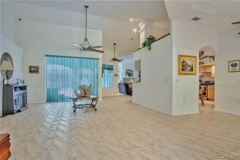 136 N Indianapolis Ave, Hernando, FL 34442 photo 6