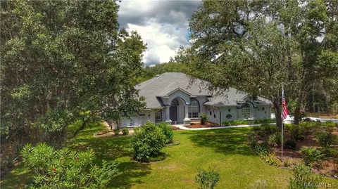 136 N Indianapolis Ave, Hernando, FL 34442 photo 2