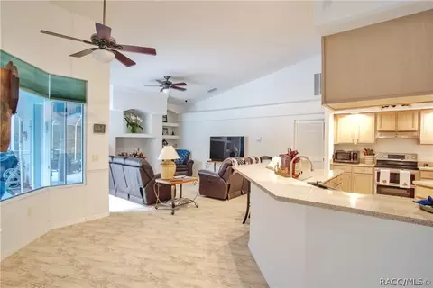 136 N Indianapolis Ave, Hernando, FL 34442 photo 10