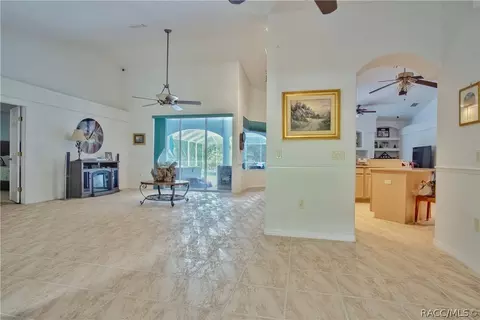 136 N Indianapolis Ave, Hernando, FL 34442 photo 8