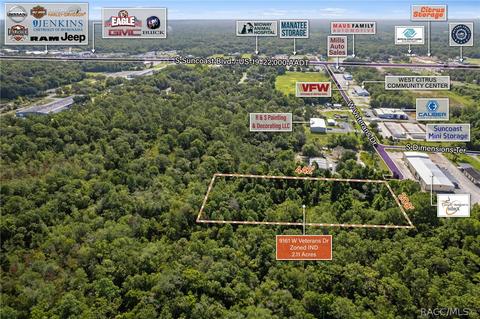 9161 W Veterans Dr, Homosassa, FL 34448