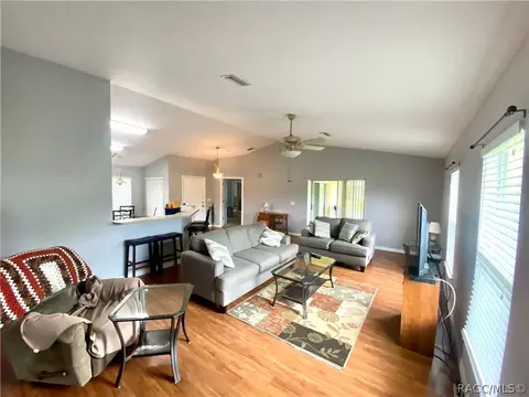 622 E Connecticut Ln, Hernando, FL 34442 photo 6
