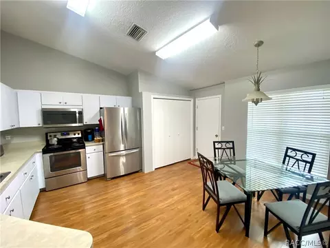 622 E Connecticut Ln, Hernando, FL 34442 photo 10