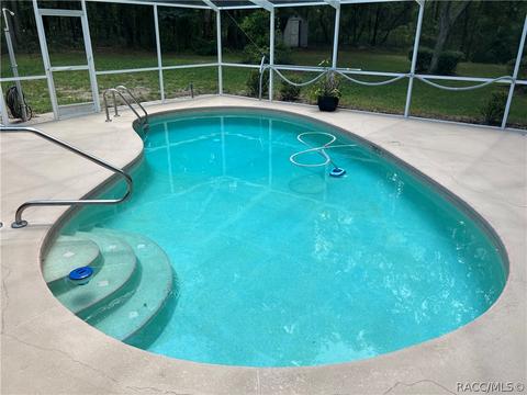 1302 E Bismark St, Hernando, FL 34442 photo 2