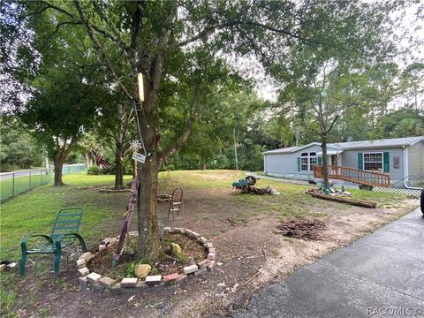 344 Vicki St, Inglis, FL 34449 photo 1
