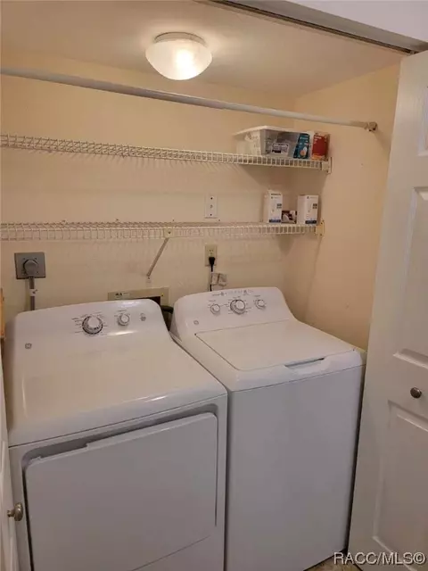385 E Glassboro Ct, Hernando, FL 34442 photo 17