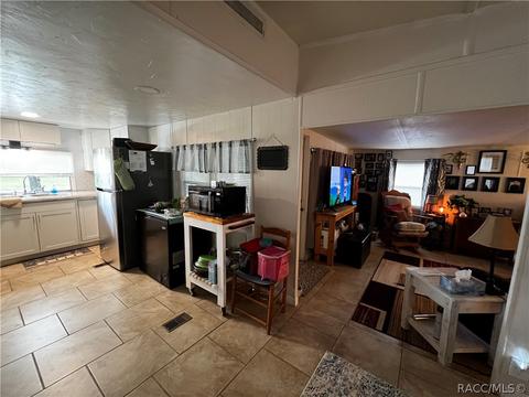 4245 E Lake Park Dr, Hernando, FL 34442 photo 4