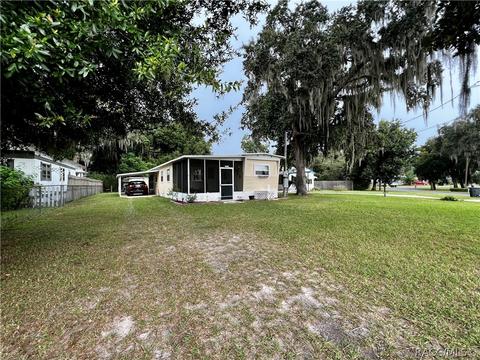 4245 E Lake Park Dr, Hernando, FL 34442 photo 1