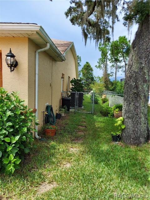 368 N Turkey Pine Loop, Lecanto, FL 34461 photo 2