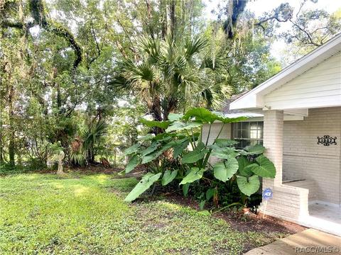 1907 NE 5th Pl, Ocala, FL 34470 photo 2