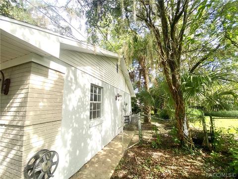 1907 NE 5th Pl, Ocala, FL 34470 photo 5