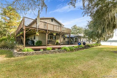6935 S Haulover Pt, Homosassa, FL 34448