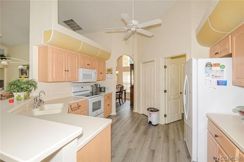 319 E Cumberland Ct, Hernando, FL 34442 photo 15