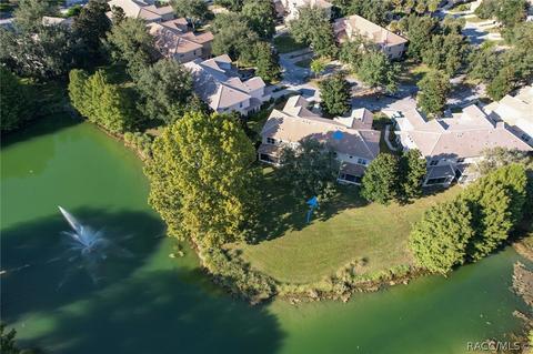 1670 W Spring Meadow Loop, Lecanto, FL 34461 photo 3