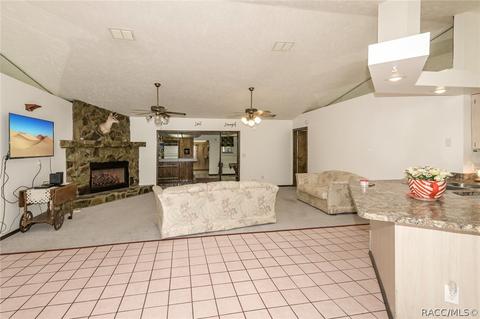 6548 N Bugbee Pt, Crystal River, FL 34428 photo 2