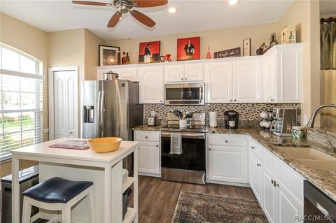 864 W Silver Meadow Loop, Hernando, FL 34442 photo 3