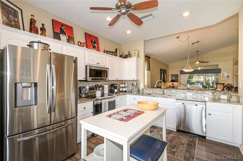 864 W Silver Meadow Loop, Hernando, FL 34442 photo 12