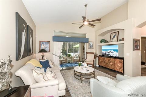 864 W Silver Meadow Loop, Hernando, FL 34442 photo 8