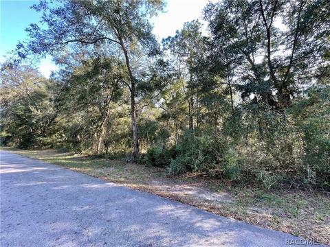 9604 W Cleveland Ln, Crystal River, FL 34428