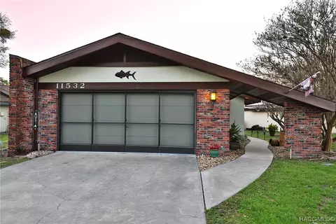 11532 W Clubview Dr, Homosassa, FL 34448