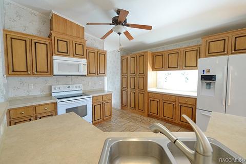 4266 E Mississippi Ln, Hernando, FL 34442 photo 12