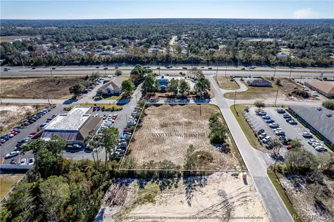 10201 Yale Ave, Weeki Wachee, FL 34613