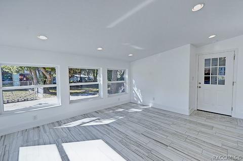 8630 E Devonshire Rd, Inverness, FL 34450 photo 16